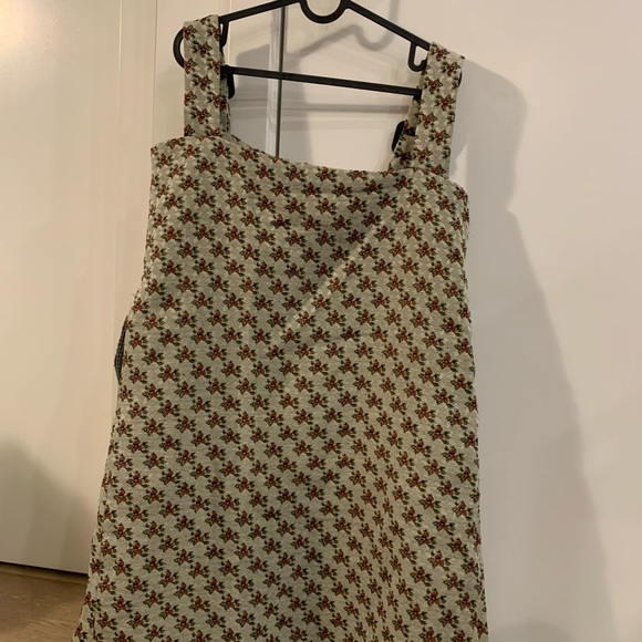 Dress from an independent designer. - Picture 3 of 5